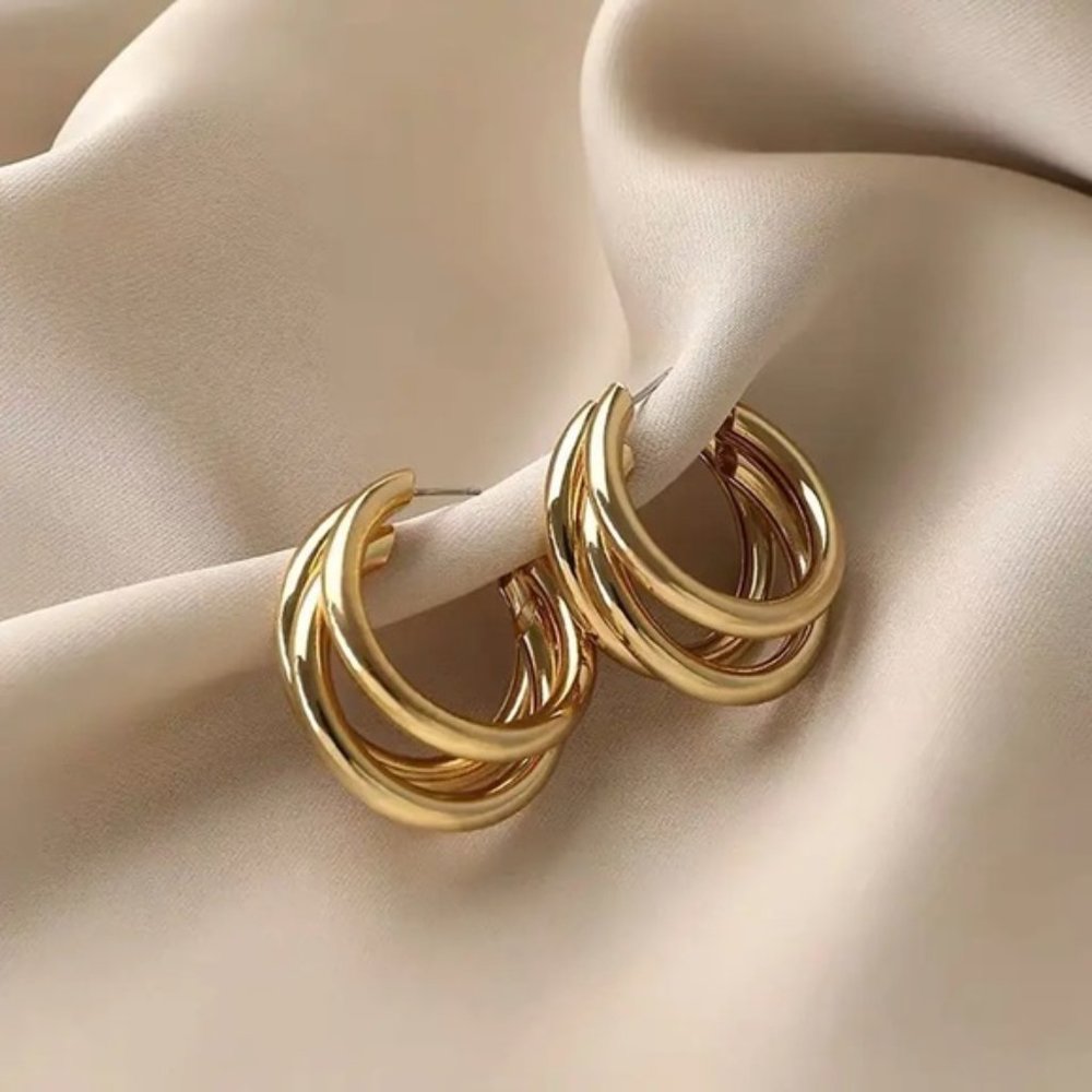 14K Gold filled triple hoop earrings - Picture 1 of 5